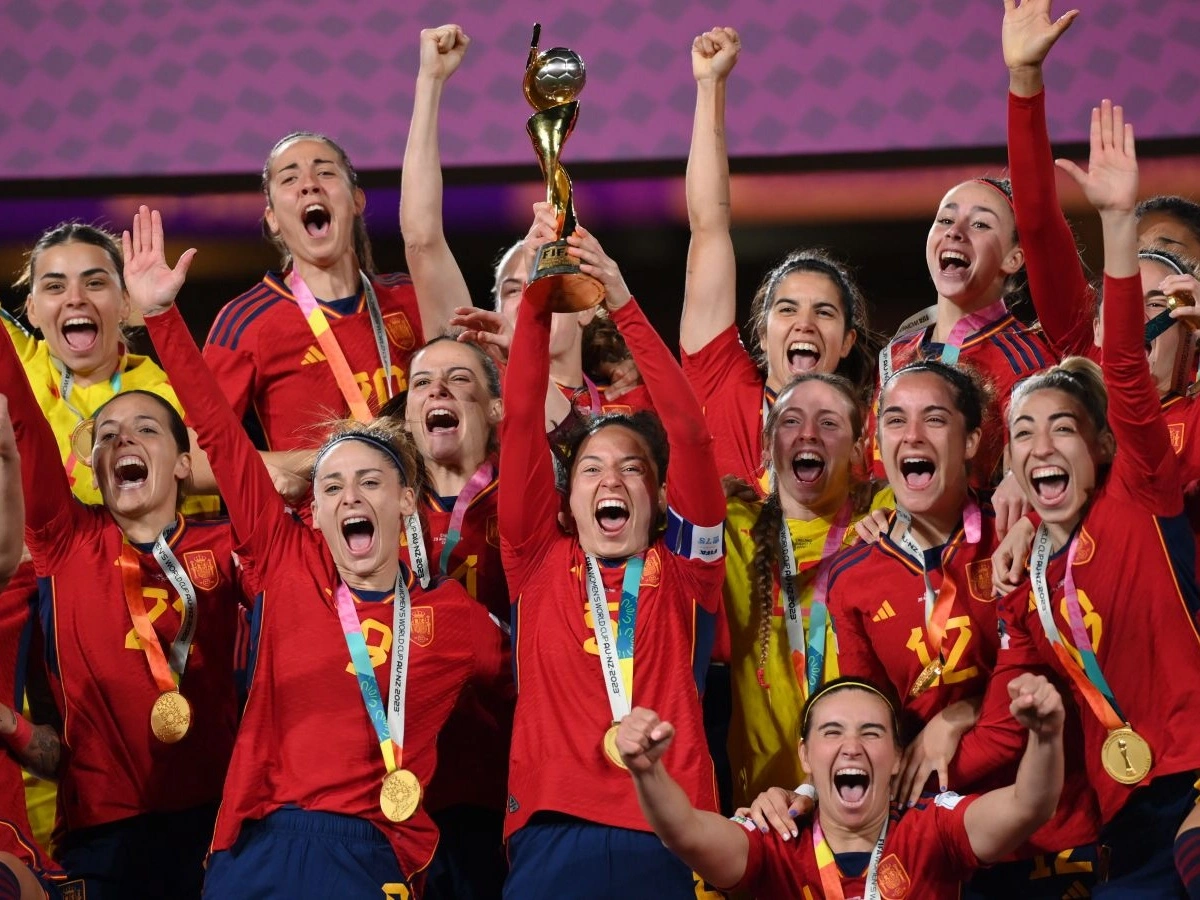 Испания одержала победу в женском ЧМ впервые в истории, победив Англию